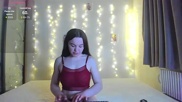 Mia Mia999 online show from 04/24/26, 09:06