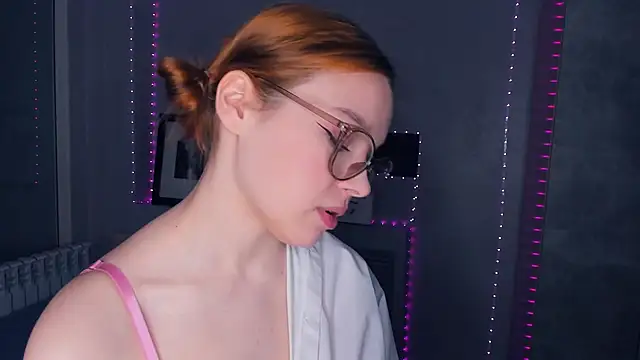 Snapshot of aIexsunshine chatting on 02/04/26, 08:36 aIexsunshine online show from 02/04/26, 08:36