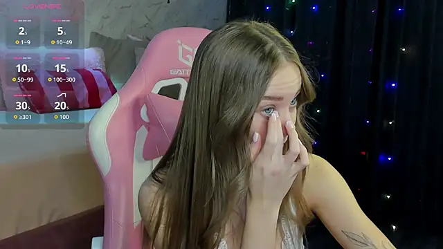 Tesssa Young online show from 02/12/26, 01:33