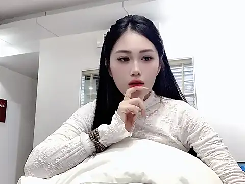 Thuy79 online show from 02/05/26, 02:54