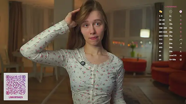 Snapshot of SharaNewbern chatting on 02/21/26, 03:35 SharaNewbern online show from 02/21/26, 03:35