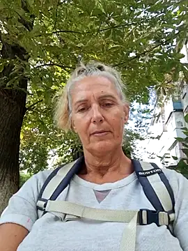 Snapshot of lukerya chatting on 09/10/25, 08:47 lukerya online show from 09/10/25, 08:47