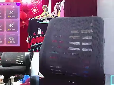 Snapshot of song_ngan chatting on 02/18/26, 03:13 song ngan online show from 02/18/26, 03:13