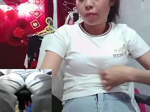 Snapshot of song_ngan chatting on 02/25/26, 07:18 song ngan online show from 02/25/26, 07:18