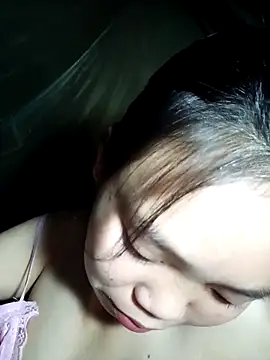 Snapshot of derylove_ chatting on 02/27/26, 04:29 derylove online show from 02/27/26, 04:29