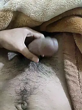 Snapshot of Nniiyakk chatting on 03/06/26, 08:05 Nniiyakk online show from 03/06/26, 08:05