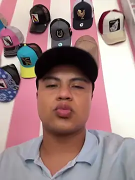 Snapshot of andresmahecha777 chatting on 03/01/26, 02:08 andresmahecha777 online show from 03/01/26, 02:08