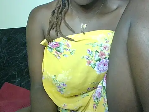 Rilaveta064 online show from 02/02/26, 12:31