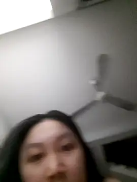 Snapshot of Heo_xxinhxx chatting on 03/11/26, 07:42 Heo xxinhxx online show from 03/11/26, 07:42