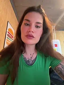 TattooGirlAlia online show from 12/19/25, 12:56