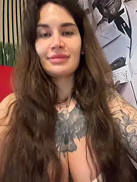 TattooGirlAlia online show from 04/04/26, 07:06