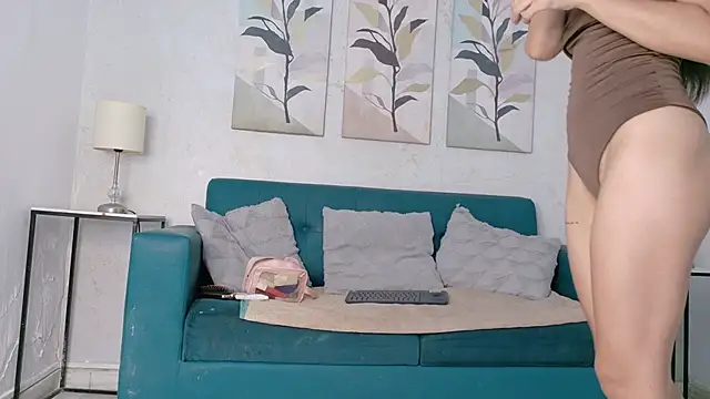 cristina aznar1 online show from 04/04/26, 07:22