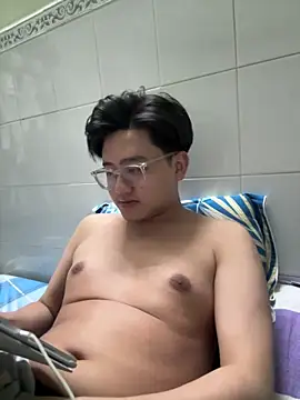 Kami Kazo online show from 02/05/26, 03:38