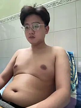 Snapshot of Kami_Kazo chatting on 04/20/26, 01:58 Kami Kazo online show from 04/20/26, 01:58