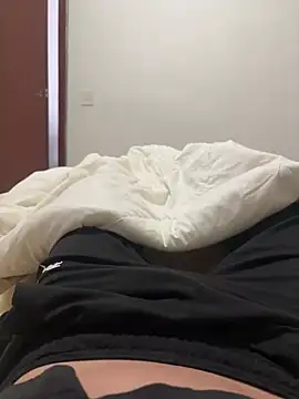 Snapshot of nolimits66 chatting on 02/07/26, 10:41 nolimits66 online show from 02/07/26, 10:41