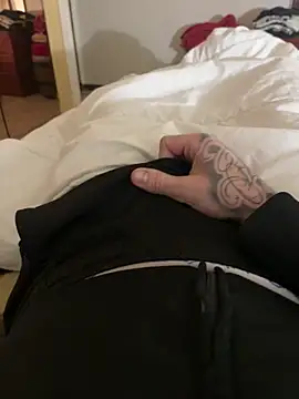 Snapshot of nolimits66 chatting on 03/08/26, 04:22 nolimits66 online show from 03/08/26, 04:22