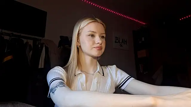 Snapshot of ChongTreece chatting on 02/13/26, 06:09 ChongTreece online show from 02/13/26, 06:09