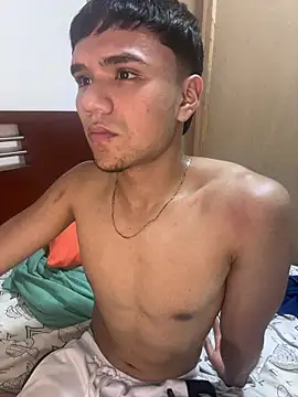 CreamKingg online show from 02/04/26, 05:13