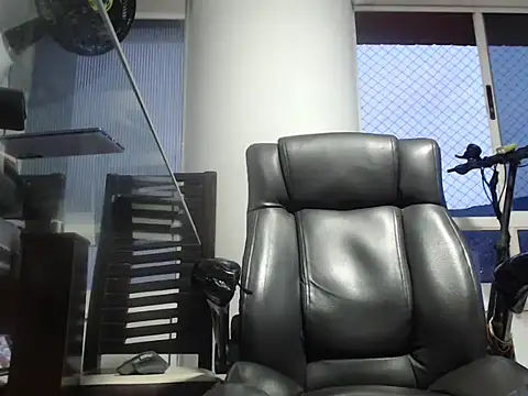 seriohetero19 online show from 02/04/26, 11:20