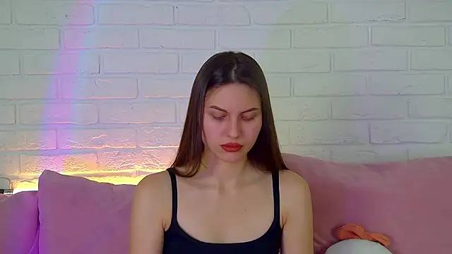 Snapshot of AliceVersal chatting on 02/03/26, 04:54 AliceVersal online show from 02/03/26, 04:54