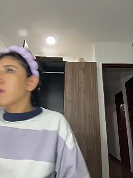 Violet rousse7 online show from 02/18/26, 01:12