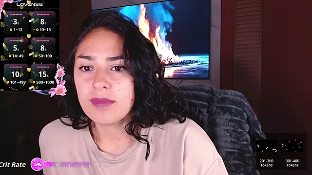 Snapshot of Iris_colette chatting on 06/05/26, 01:23 Iris colette online show from 06/05/26, 01:23