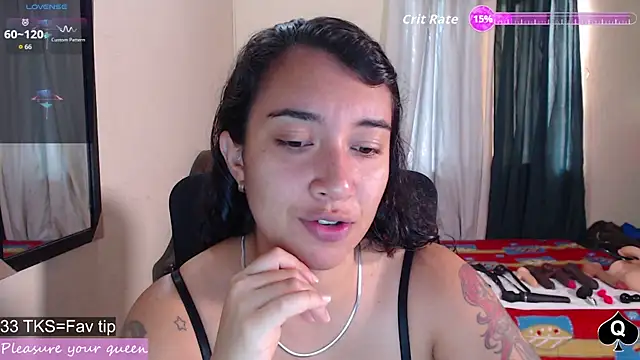 Snapshot of Robin_H00t_2 chatting on 04/10/26, 03:28 Robin H00t 2 online show from 04/10/26, 03:28