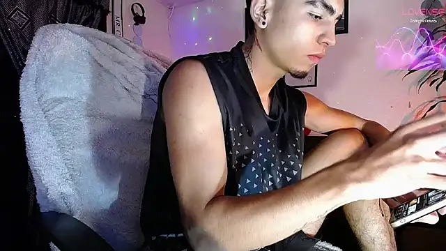 Snapshot of tiancam chatting on 04/18/26, 02:26 tiancam online show from 04/18/26, 02:26