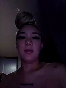 Snapshot of alaia_princess chatting on 04/04/26, 11:24 alaia princess online show from 04/04/26, 11:24