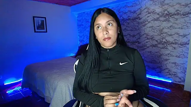 Camila IRoose online show from 04/16/26, 09:39