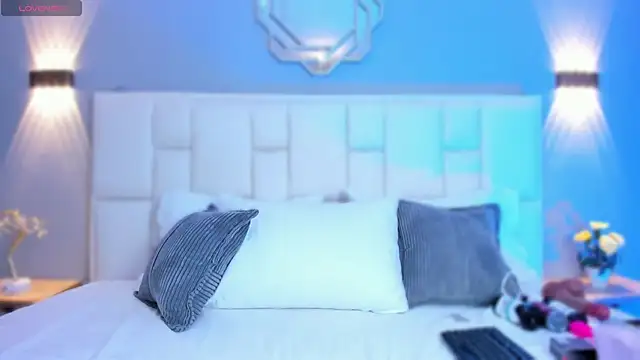 Snapshot of KataThonpson chatting on 03/03/26, 04:29 KataThonpson online show from 03/03/26, 04:29