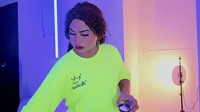 megara hott online show from 02/15/26, 03:31