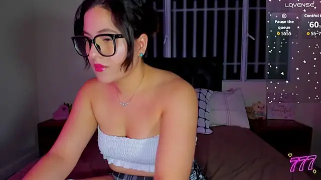 Alessandra 01 online show from 03/21/26, 02:05