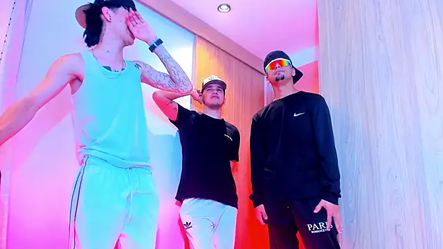 TheBatMansion online show from 02/03/26, 06:40