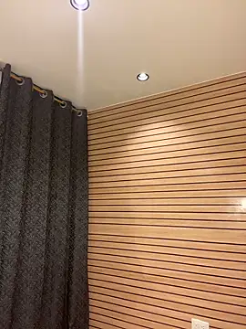 TheBatMansion online show from 04/01/26, 04:02