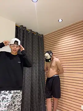 TheBatMansion online show from 04/02/26, 04:10