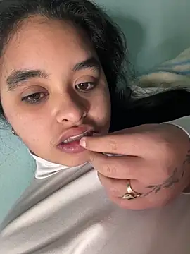 Aloyenita online show from 03/28/26, 10:53