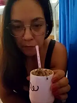 kuramaqueen online show from 02/10/26, 06:39