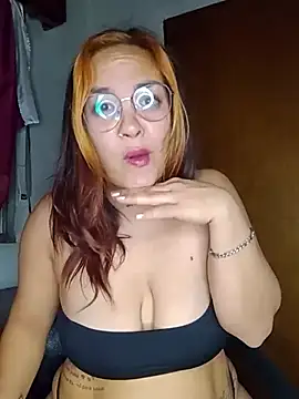 Snapshot of kuramaqueen chatting on 07/19/26, 06:06 kuramaqueen online show from 07/19/26, 06:06