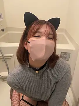  3 mNm 3  online show from 04/05/26, 01:52