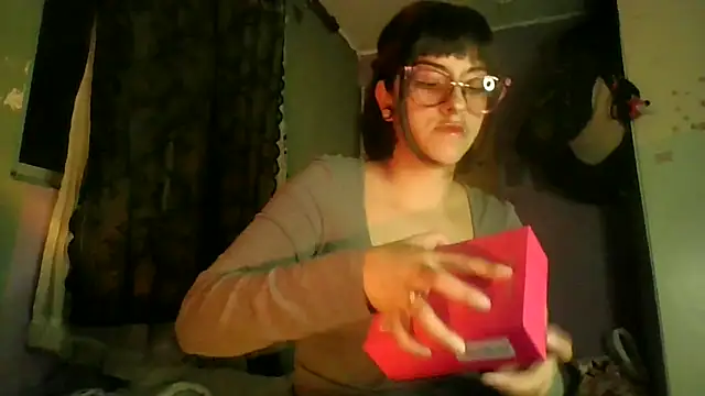 Snapshot of mimi_miauu chatting on 04/17/26, 02:58 mimi miauu online show from 04/17/26, 02:58