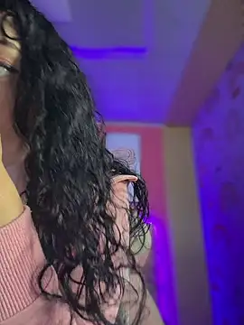 Snapshot of Sasha-18 chatting on 02/02/26, 12:48 Sasha-18 online show from 02/02/26, 12:48