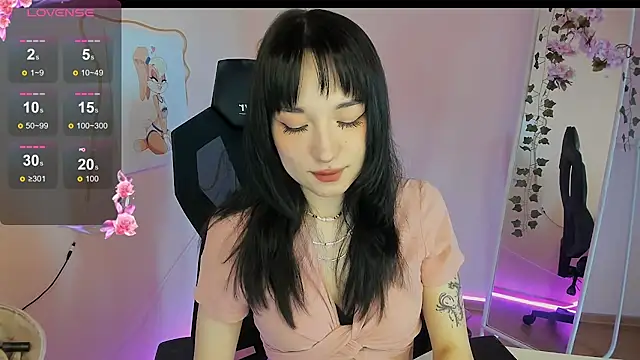 Snapshot of AliceeinWonderlanddd chatting on 04/20/26, 03:09 AliceeinWonderlanddd online show from 04/20/26, 03:09