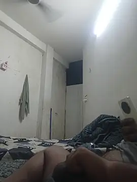 Snapshot of GTX-8194 chatting on 02/28/26, 05:25 GTX-8194 online show from 02/28/26, 05:25