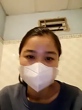 Snapshot of Daisy-lusia2026 chatting on 04/19/26, 10:12 Daisy-lusia2026 online show from 04/19/26, 10:12