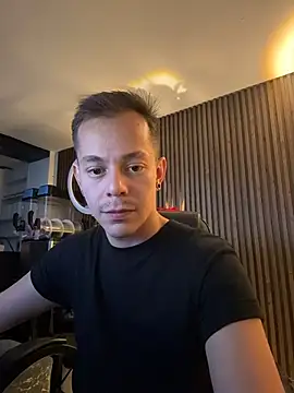 Snapshot of AxelMuller chatting on 02/09/26, 06:39 AxelMuller online show from 02/09/26, 06:39