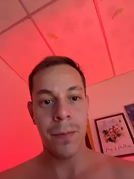 Snapshot of AxelMuller chatting on 02/17/26, 10:49 AxelMuller online show from 02/17/26, 10:49