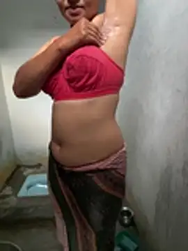 Snapshot of exoticshruti chatting on 06/12/26, 01:10 exoticshruti online show from 06/12/26, 01:10
