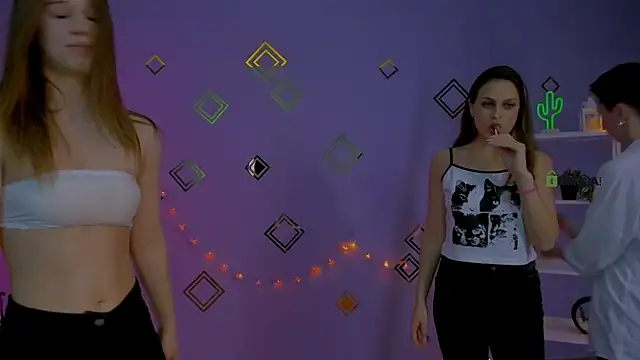 Snapshot of eira_mouse chatting on 03/31/26, 09:10 eira mouse online show from 03/31/26, 09:10