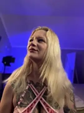 Snapshot of BlondeDoll_ chatting on 02/21/26, 05:19 BlondeDoll online show from 02/21/26, 05:19